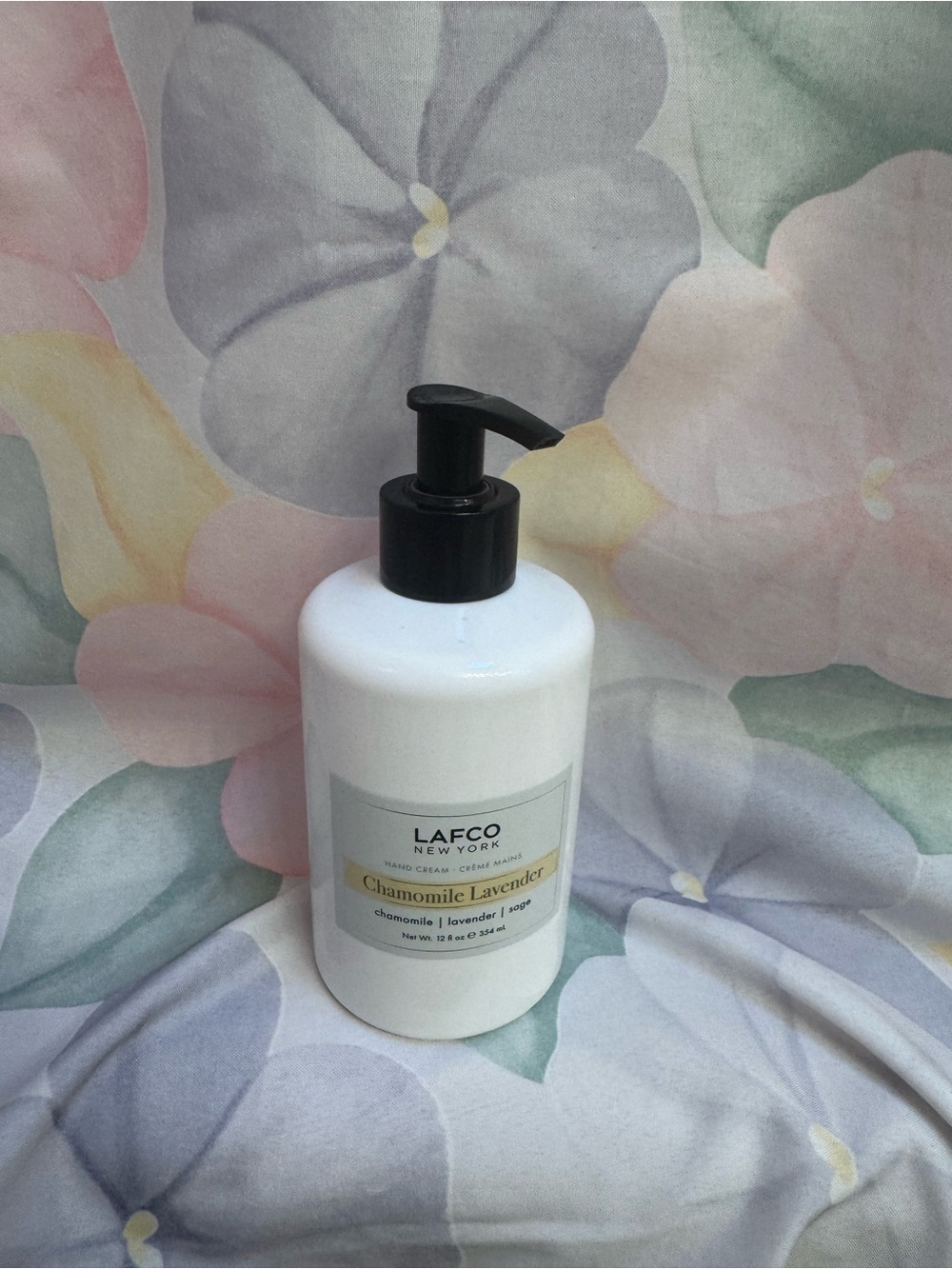 Lafco NEW YORK Chamomile Lavender Sage Hand Cream - White & Black